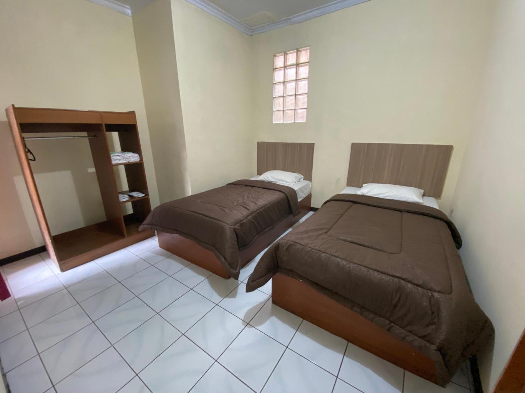 Hotel Puspa Sari Чіатер Екстер'єр фото